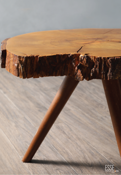 ANTIK Table