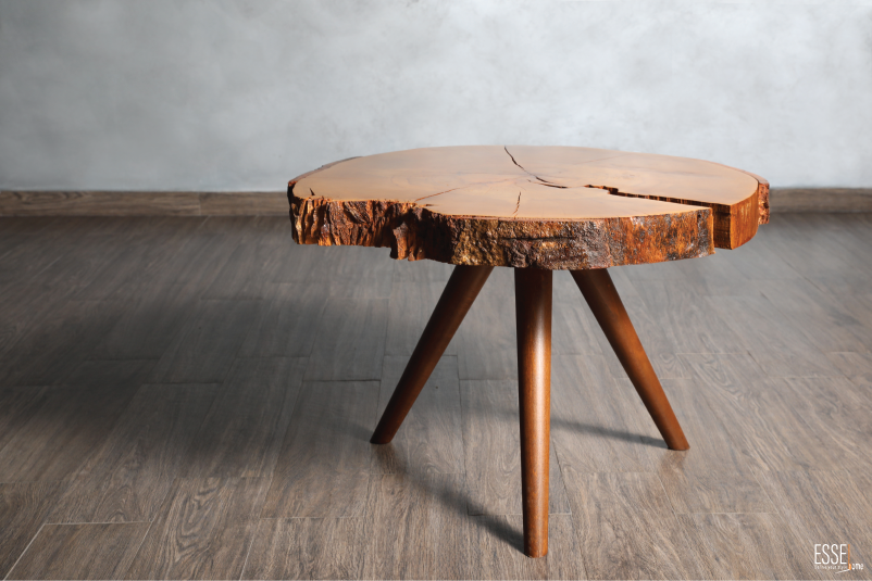 ANTIK Table